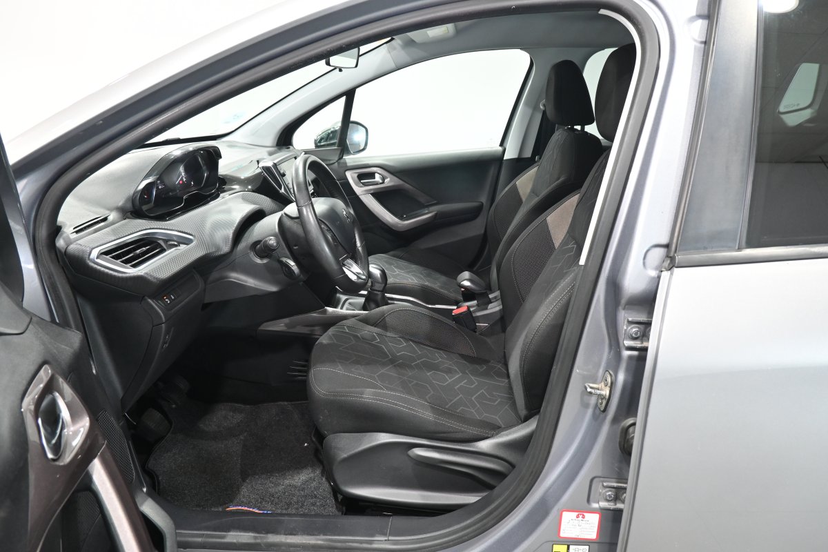 Foto Peugeot 2008 10