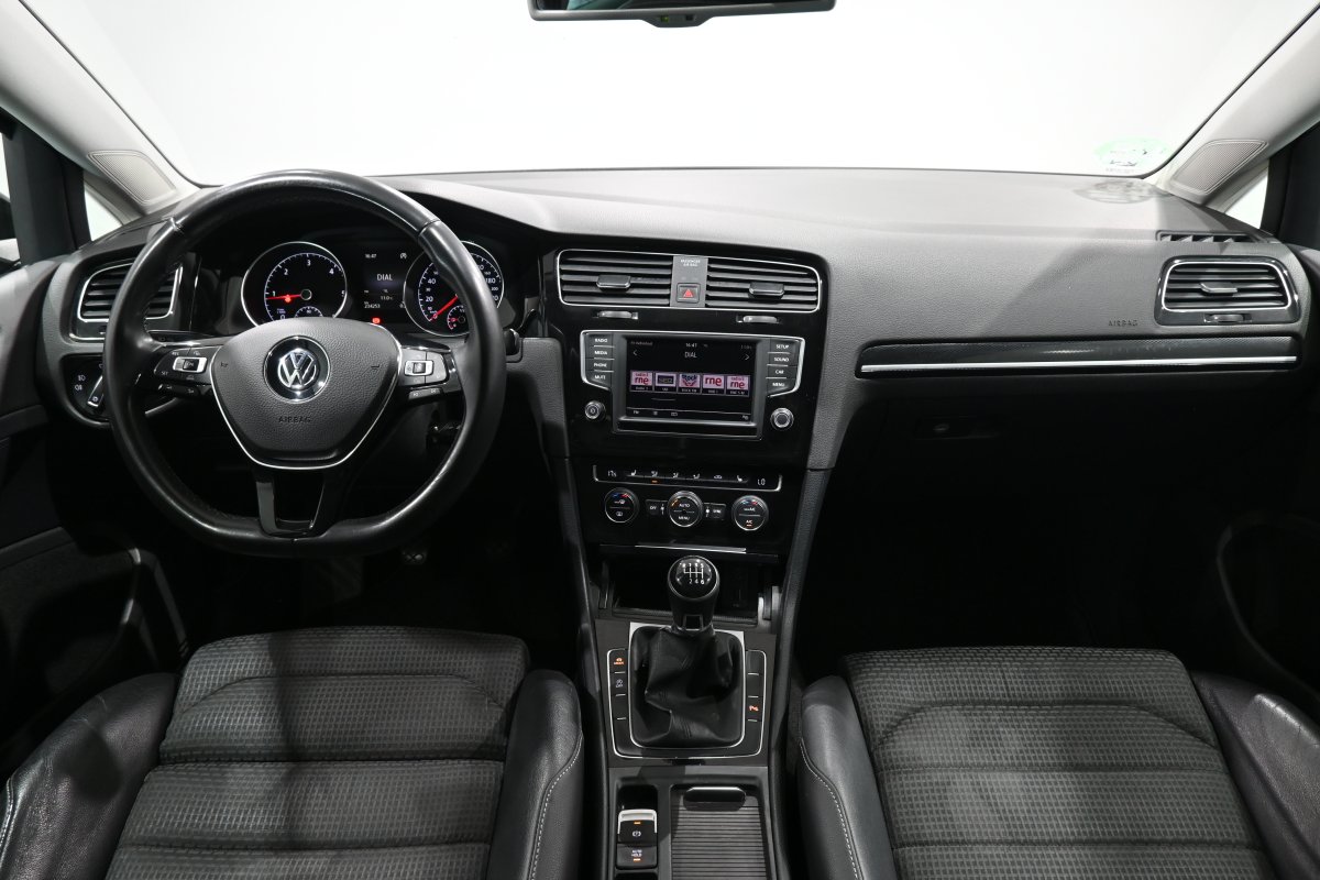 Foto Volkswagen Golf 17