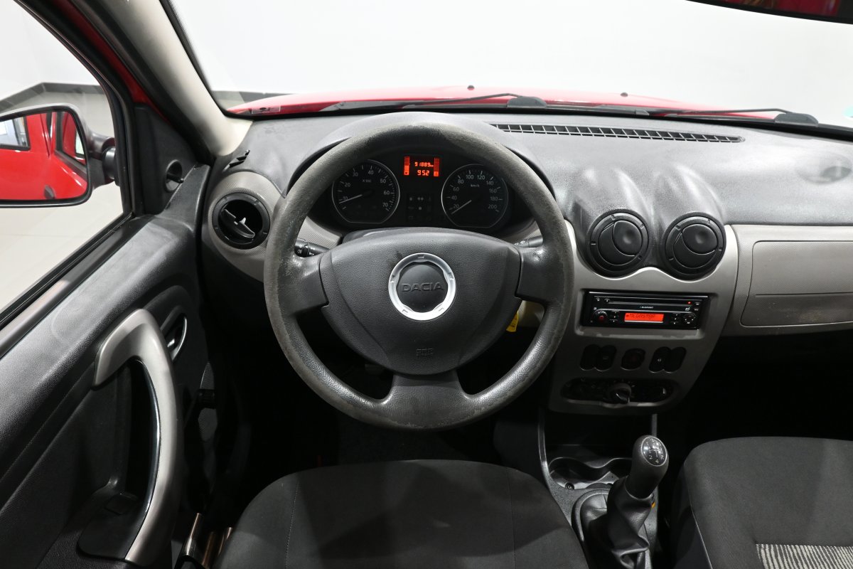 Foto Dacia Sandero 16