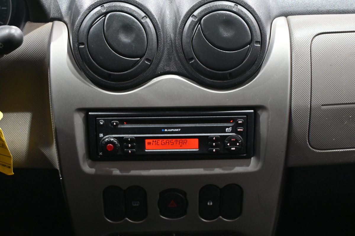 Foto Dacia Sandero 13