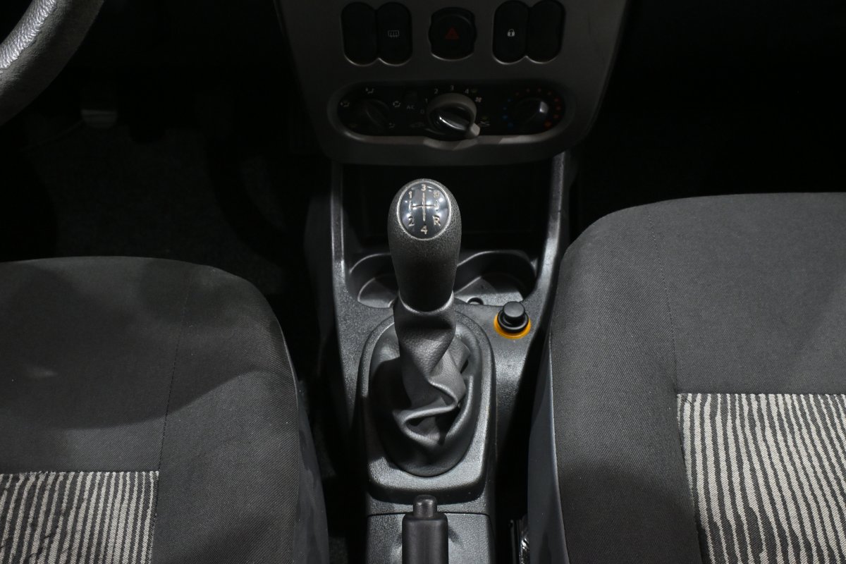 Foto Dacia Sandero 17