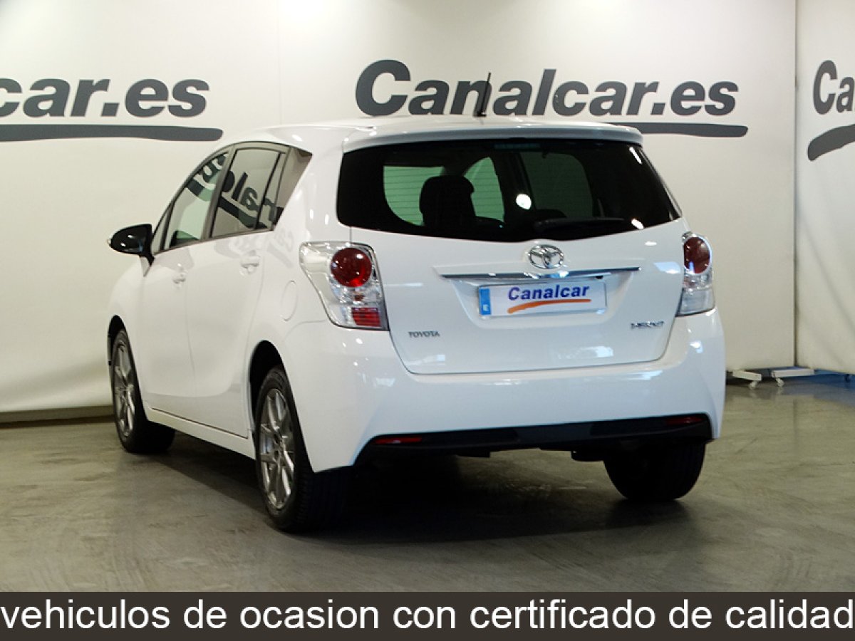 Foto Toyota Verso 6