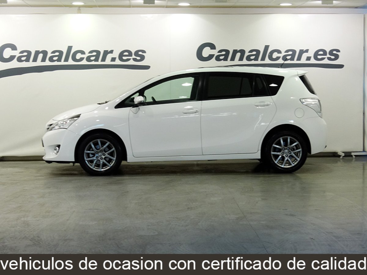 Foto Toyota Verso 9