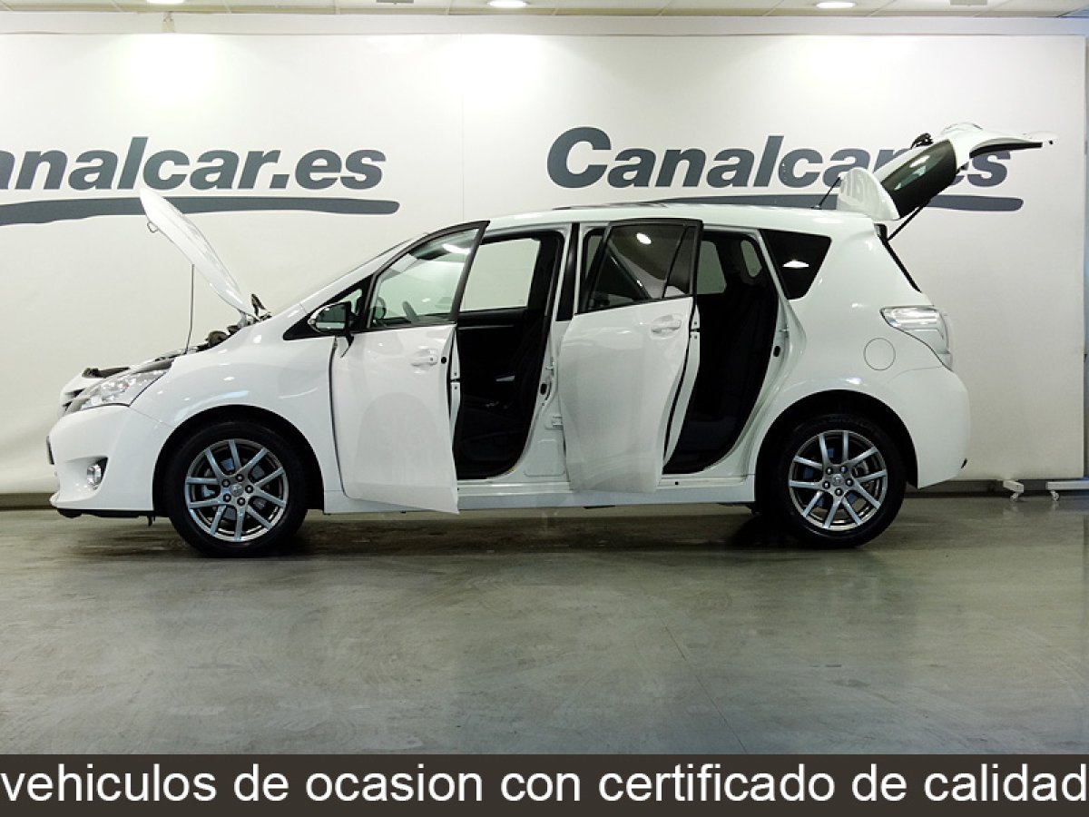 Foto Toyota Verso 10