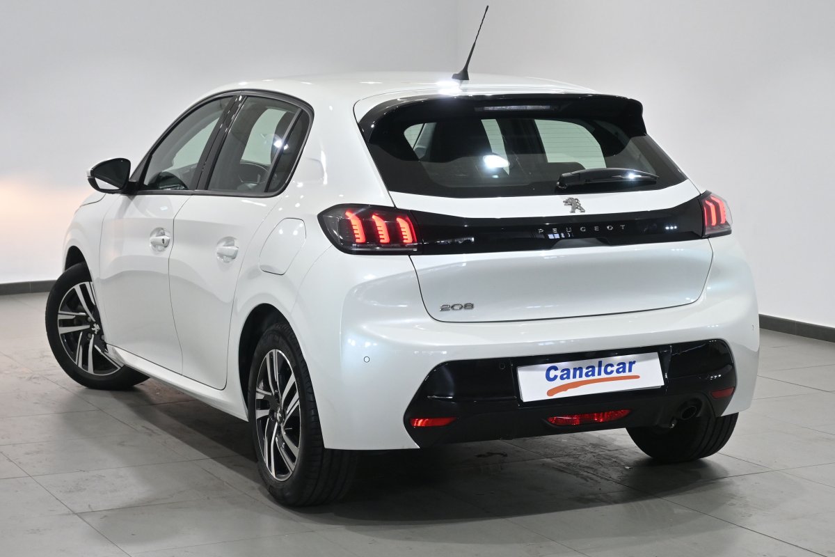Foto Peugeot 208 6