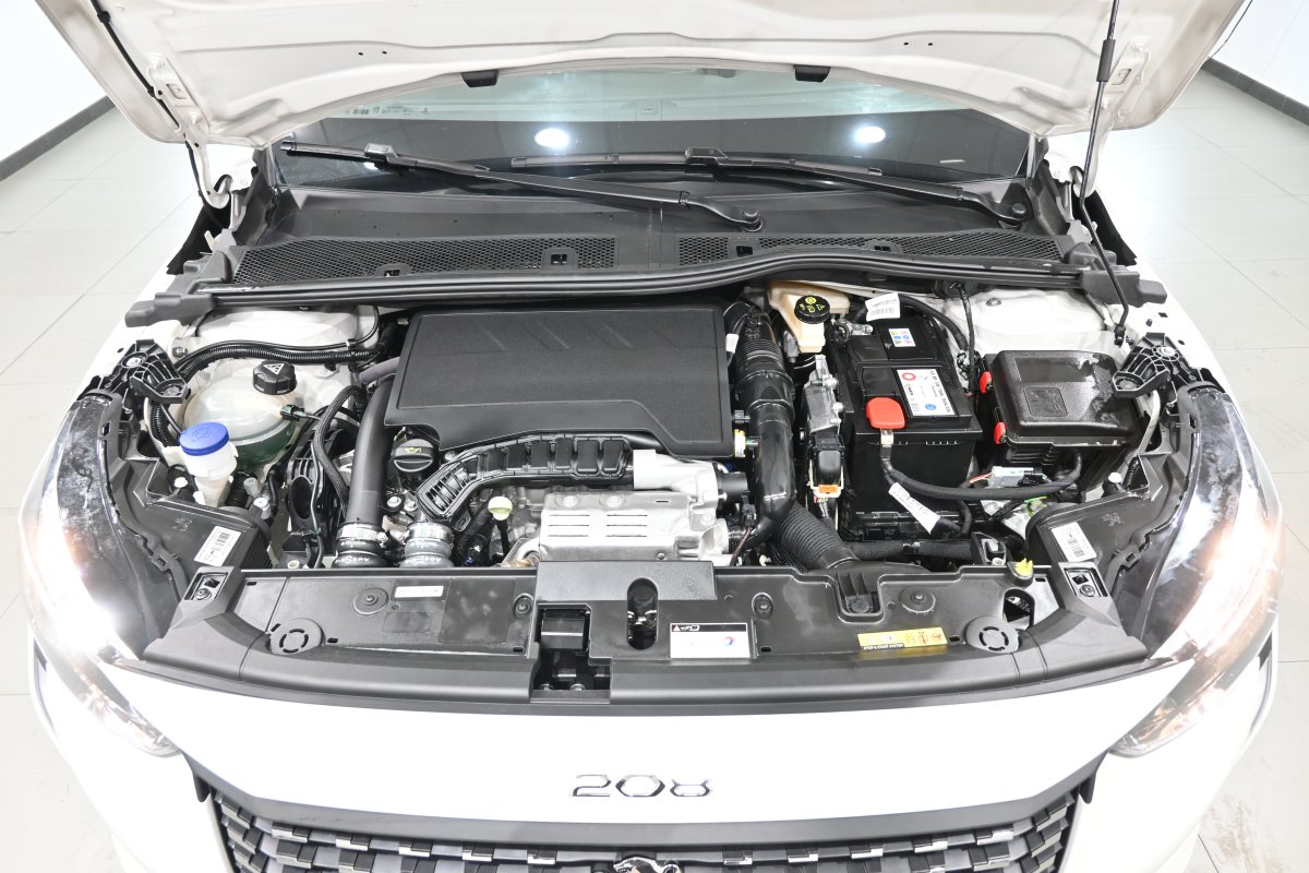 Foto Peugeot 208 7