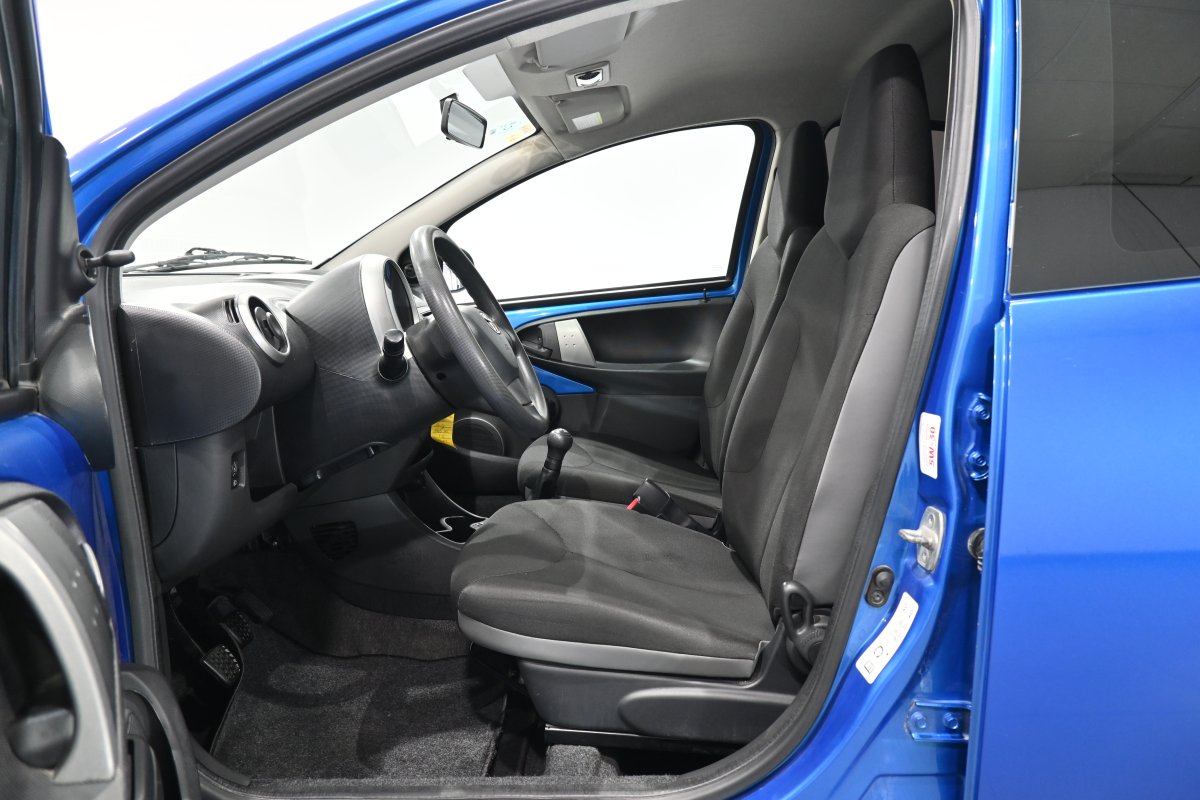 Foto Toyota Aygo 9