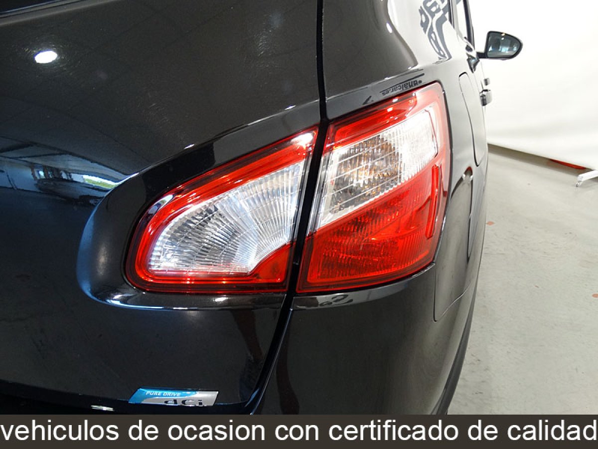 Foto Nissan Qashqai+2 9