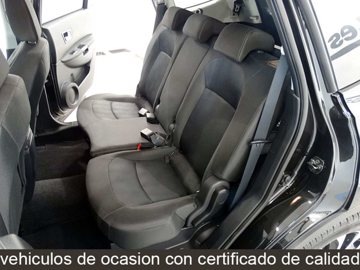 Foto Nissan Qashqai+2 17