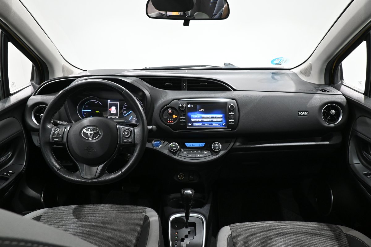 Foto Toyota Yaris 18