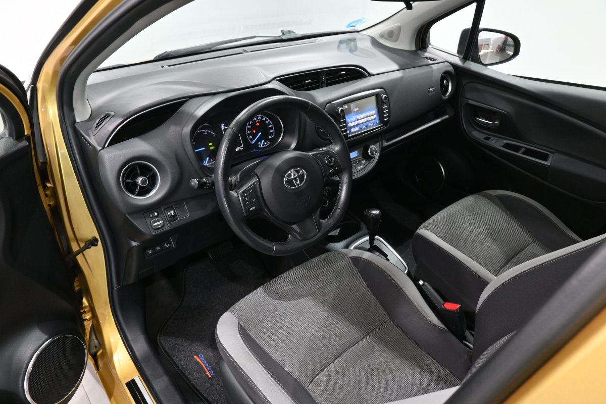 Foto Toyota Yaris 9