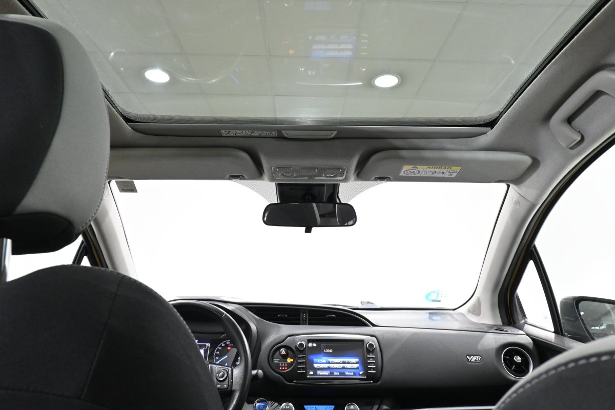 Foto Toyota Yaris 27