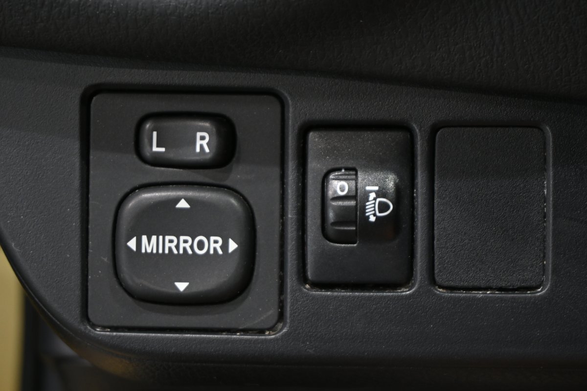 Foto Toyota Yaris 28
