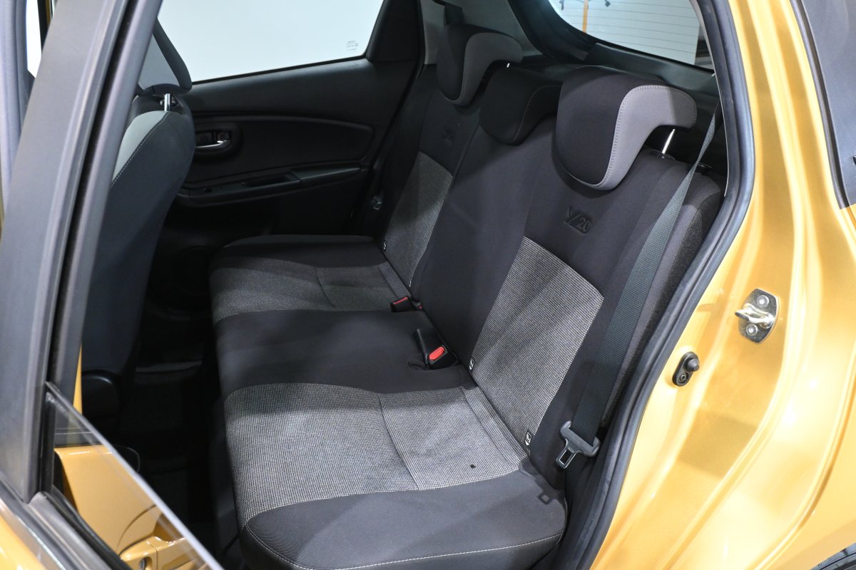 Foto Toyota Yaris 11
