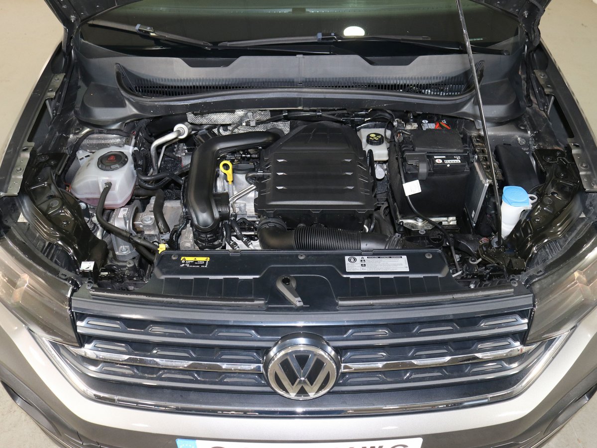 Foto Volkswagen T-Cross 8