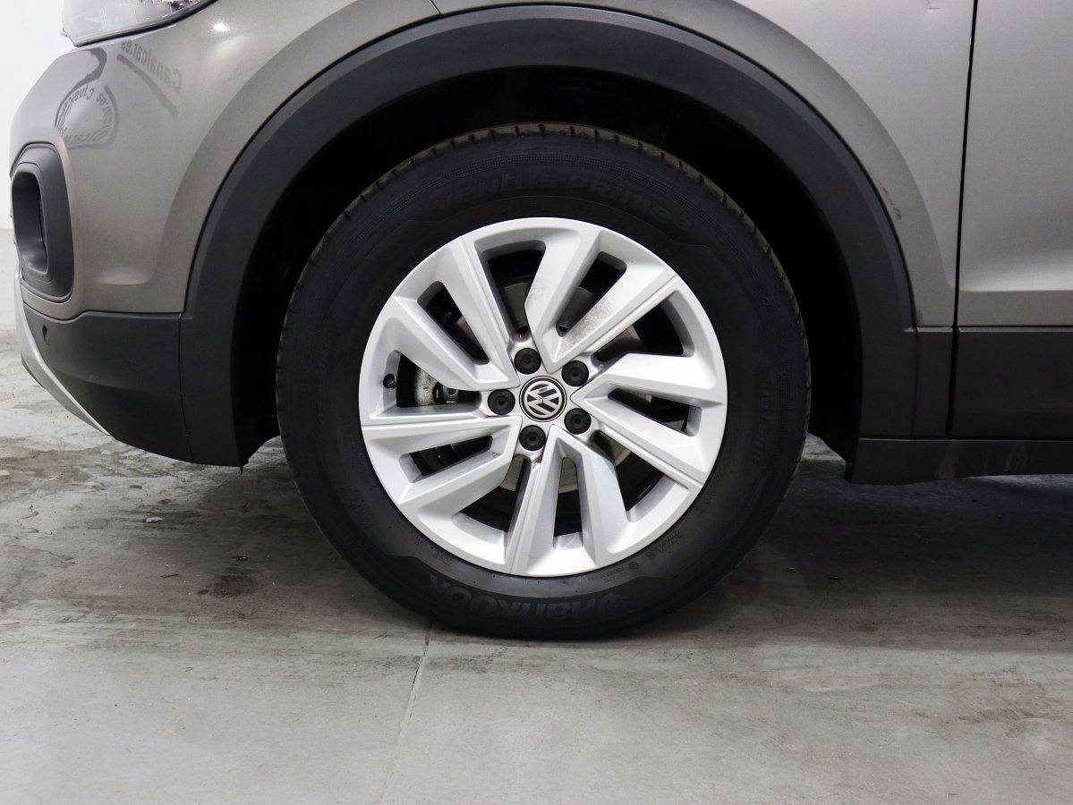 Foto Volkswagen T-Cross 40