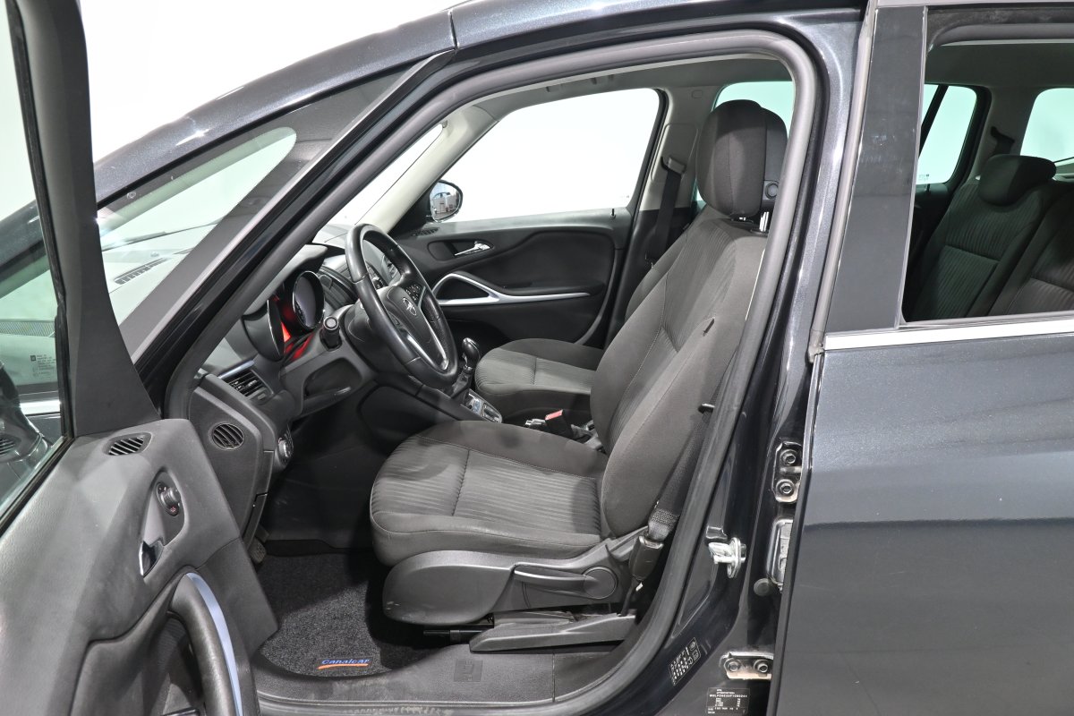 Foto Opel Zafira 10