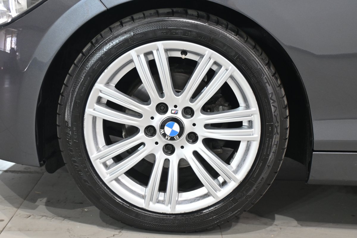 Foto Bmw Serie 1 118dA 29