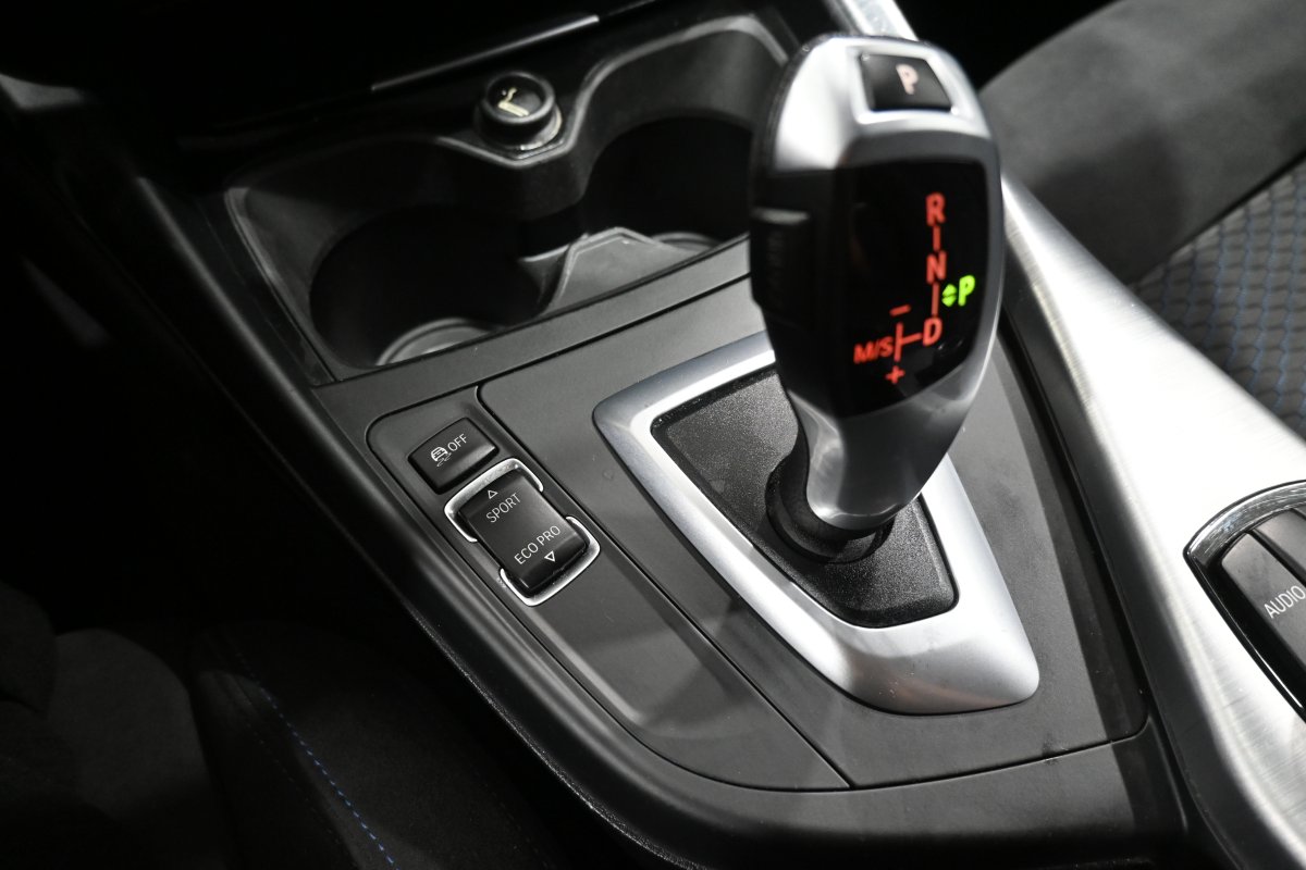 Foto Bmw Serie 1 118dA 20