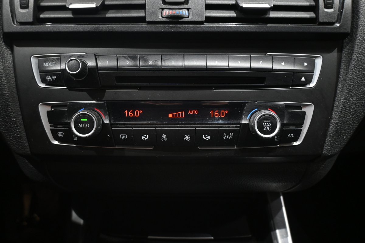 Foto Bmw Serie 1 118dA 15