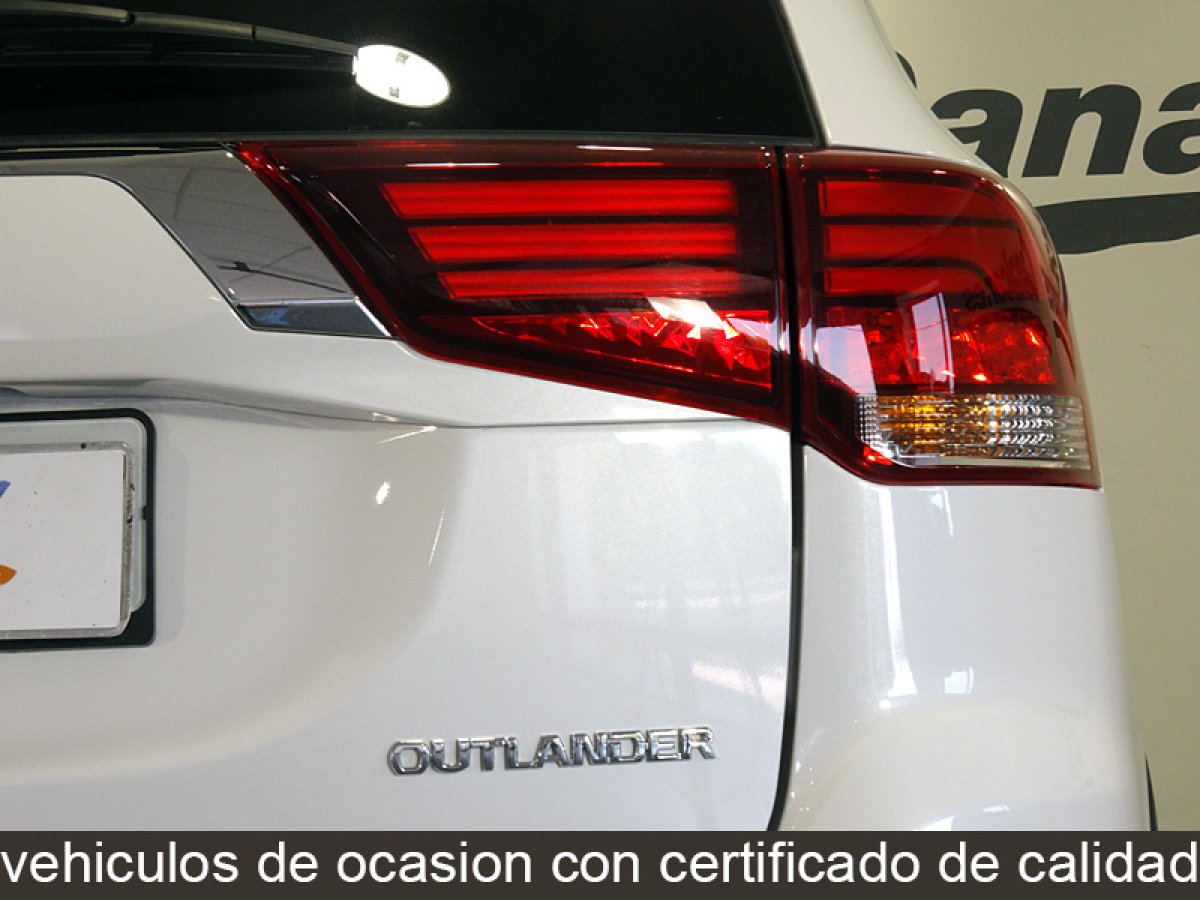 Foto Mitsubishi Outlander 10