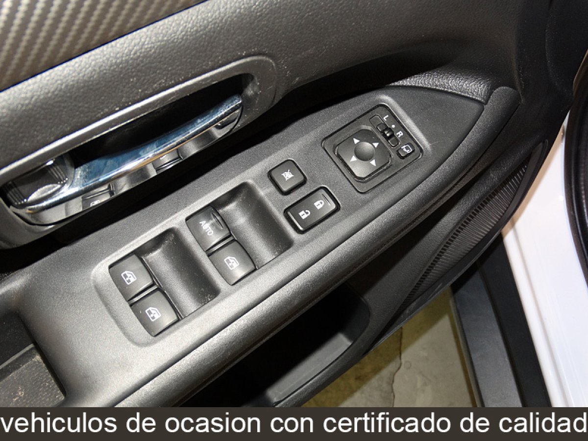 Foto Mitsubishi Outlander 22