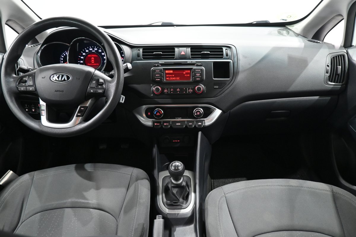 Foto Kia Rio 16