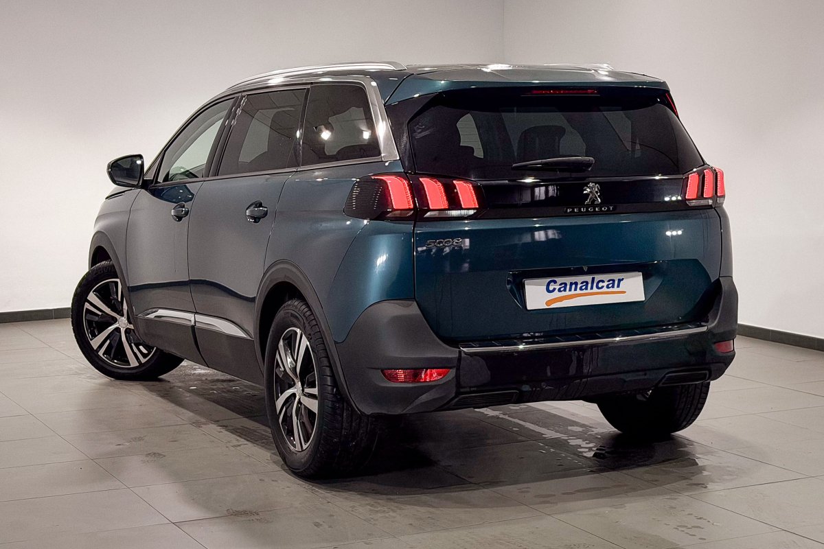 Foto Peugeot 5008 6