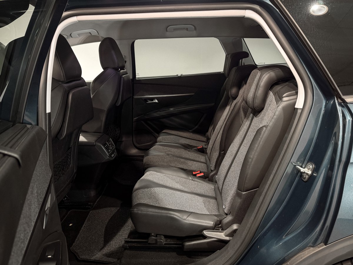 Foto Peugeot 5008 10