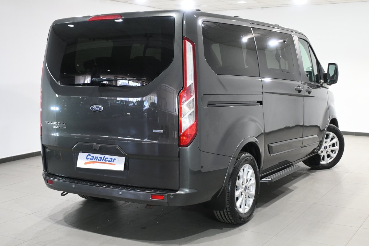 Foto Ford Tourneo 4