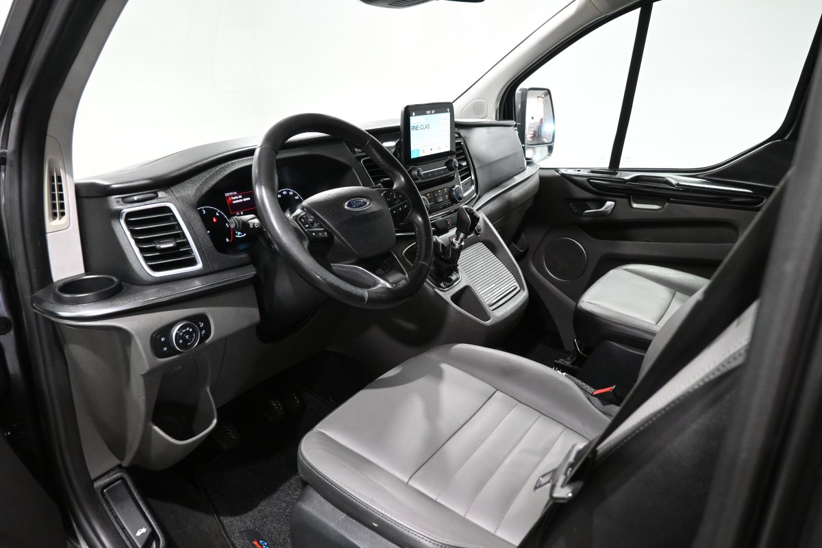 Foto Ford Tourneo 9