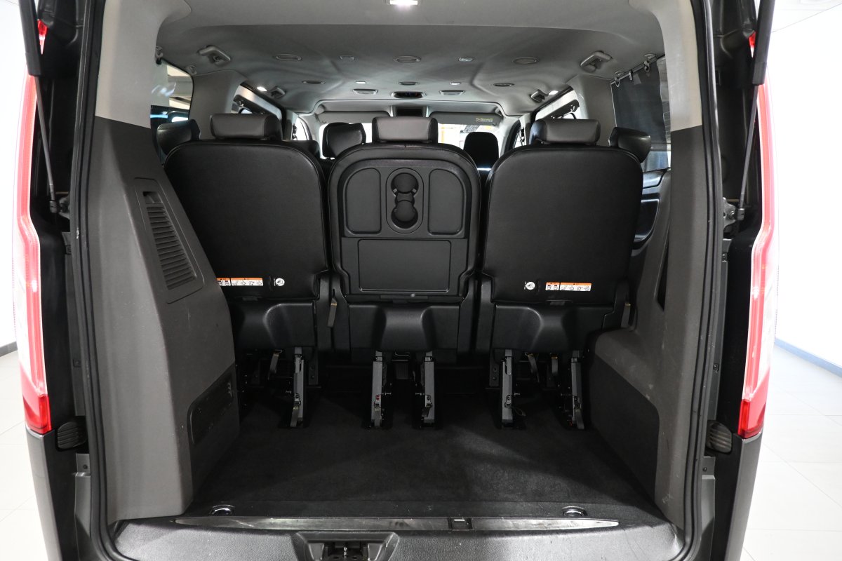 Foto Ford Tourneo 8