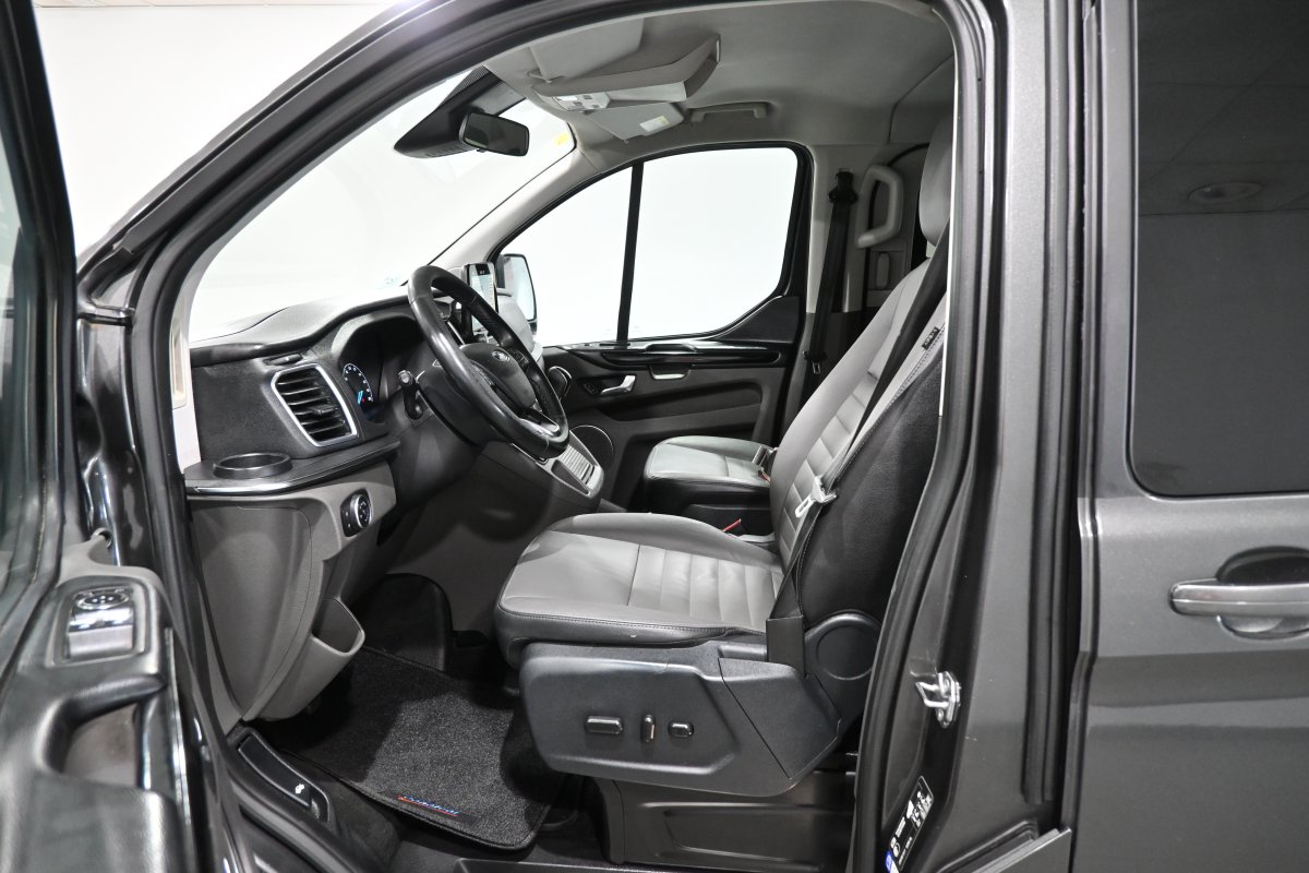 Foto Ford Tourneo 10