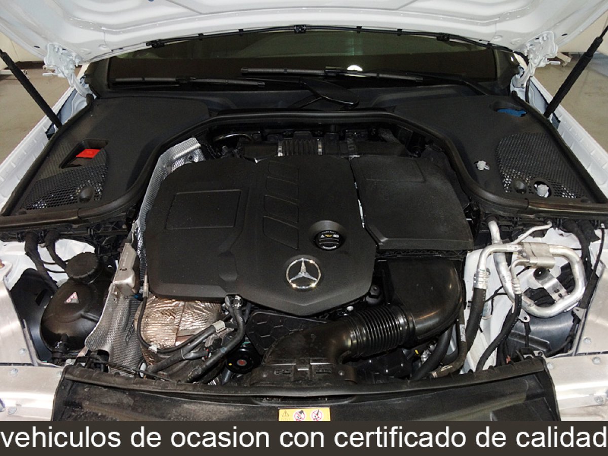 Foto Mercedes-Benz E 220 7