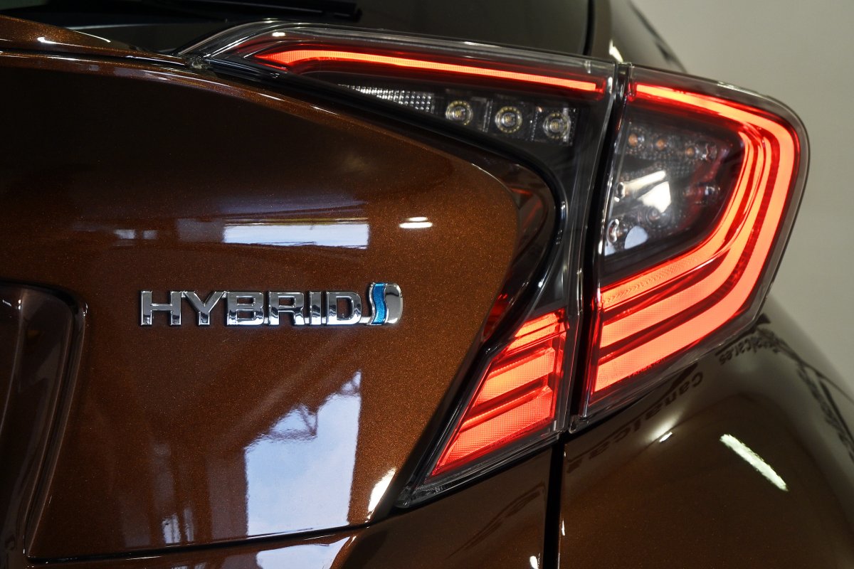 Foto Toyota C-HR 11
