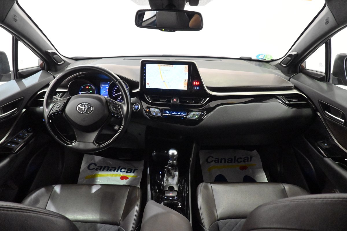 Foto Toyota C-HR 25