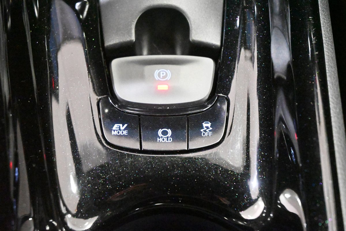 Foto Toyota C-HR 30
