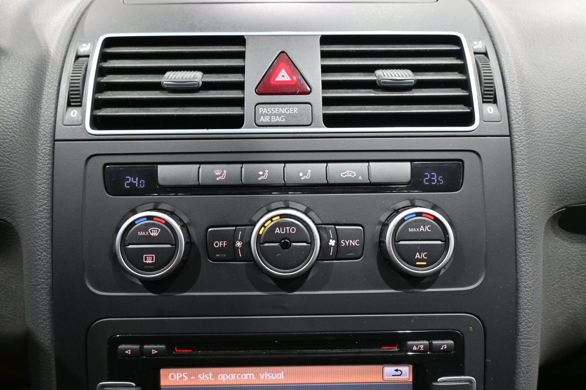 Foto Volkswagen Touran 16