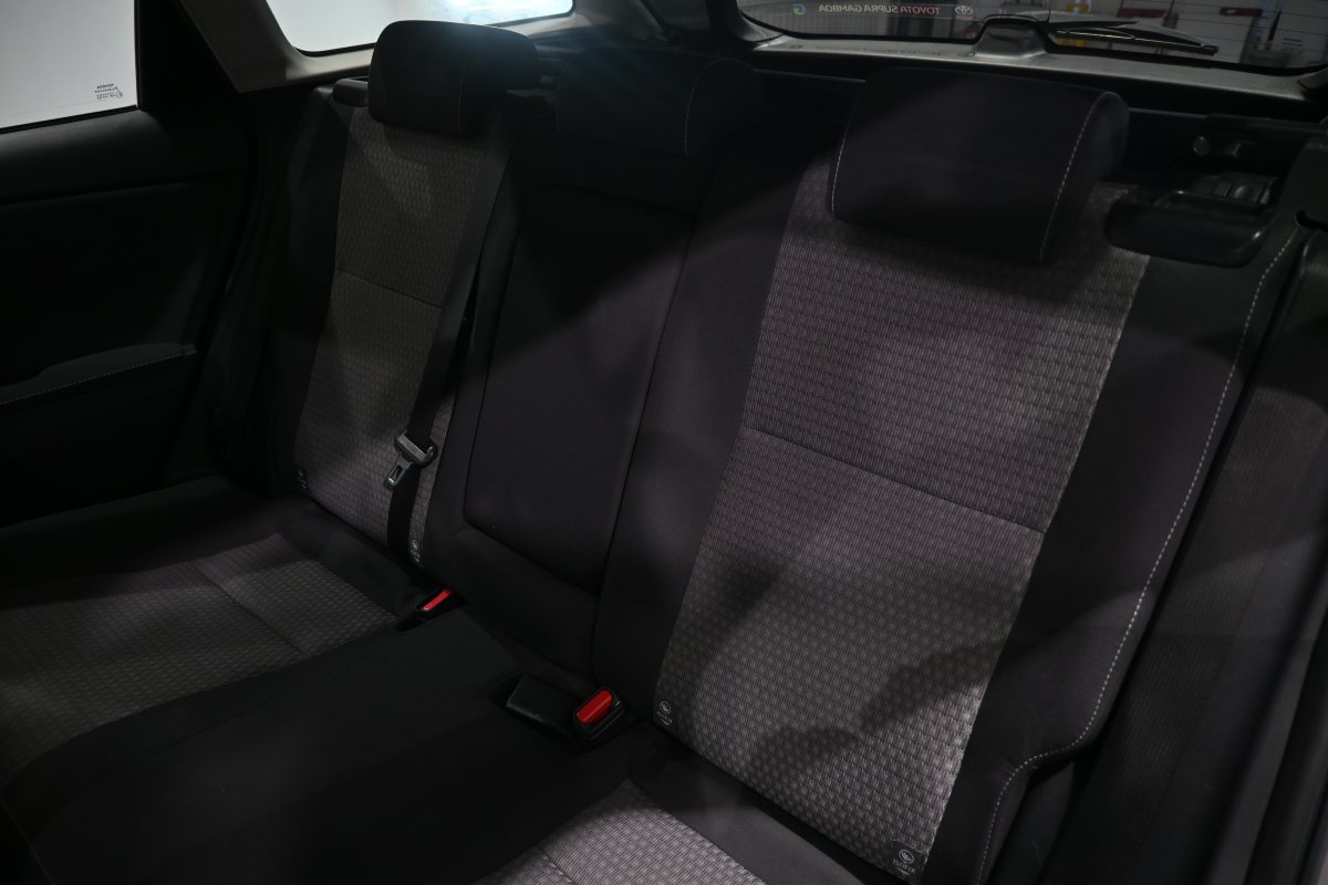 Foto Toyota Auris 11