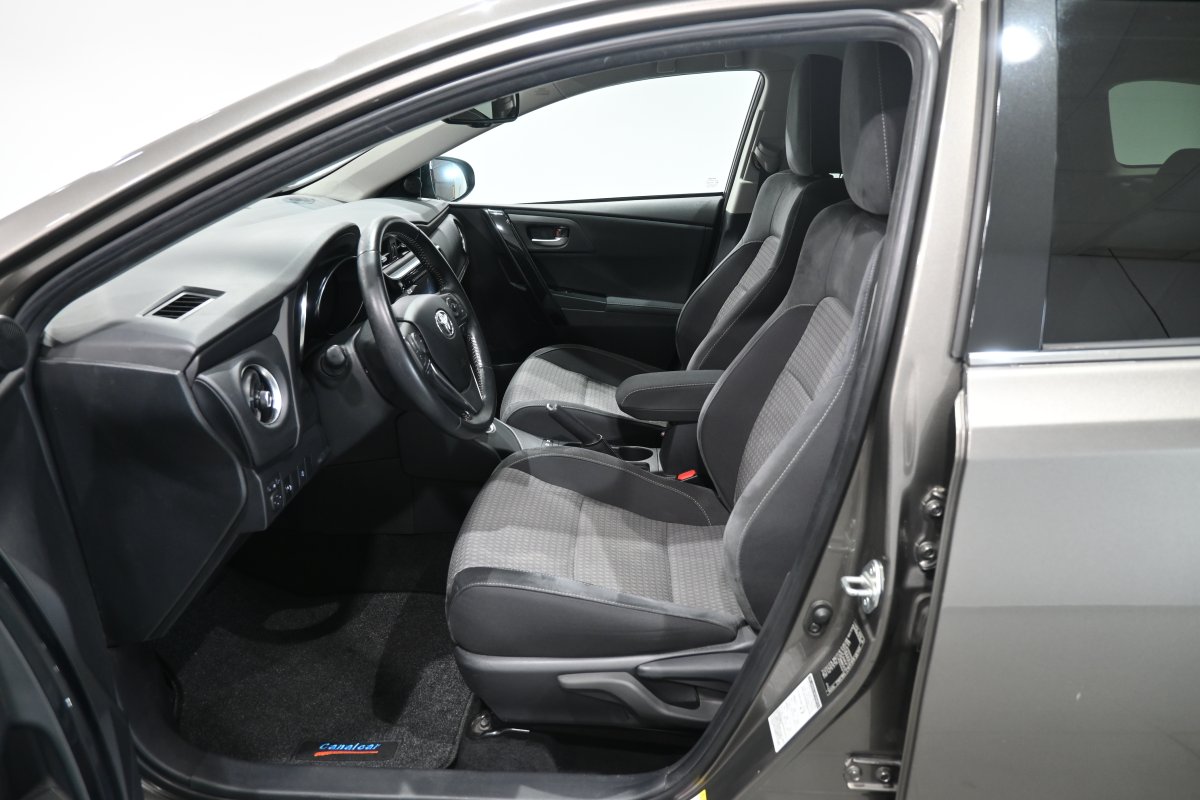 Foto Toyota Auris 9