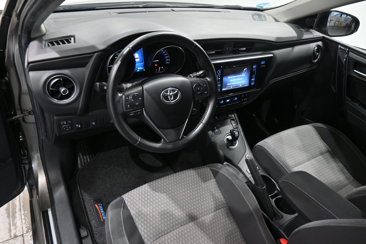 Foto Toyota Auris 8
