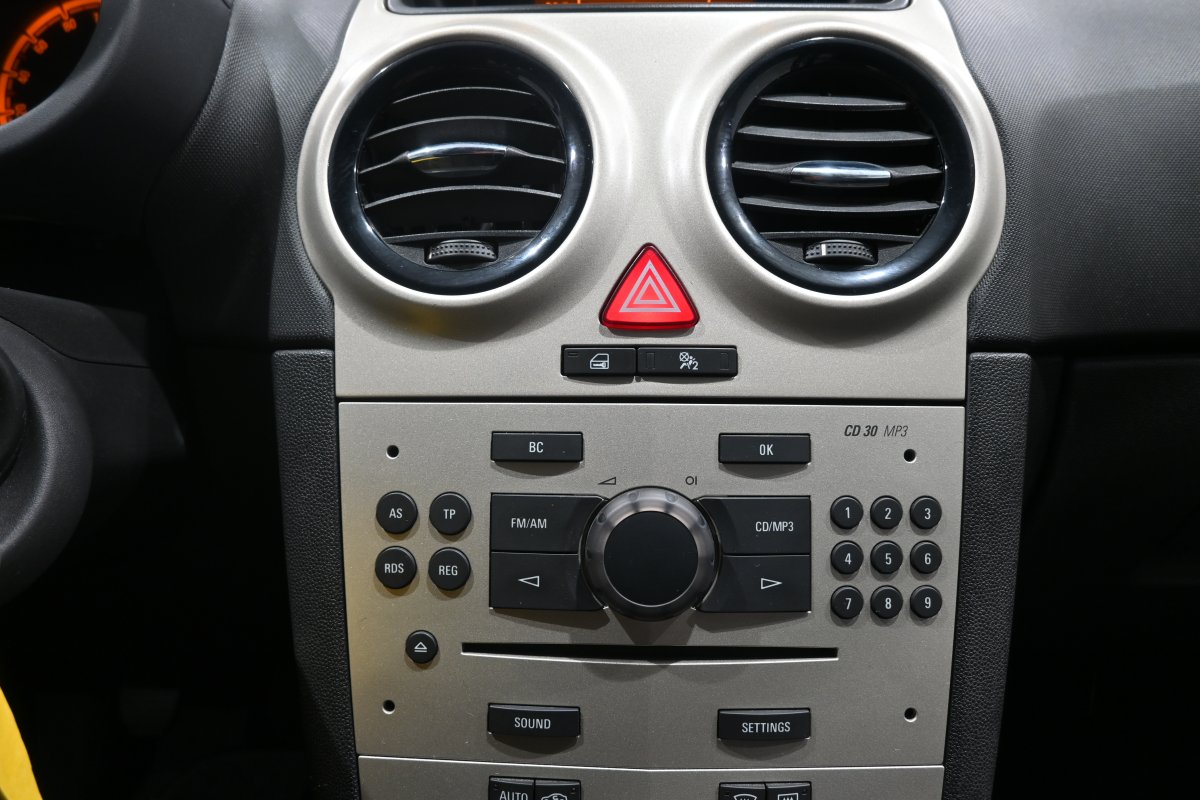 Foto Opel Corsa 16