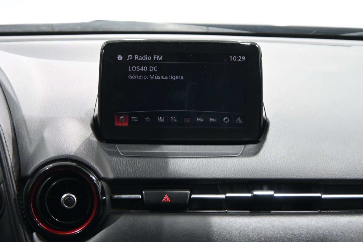 Foto Mazda CX-3 13