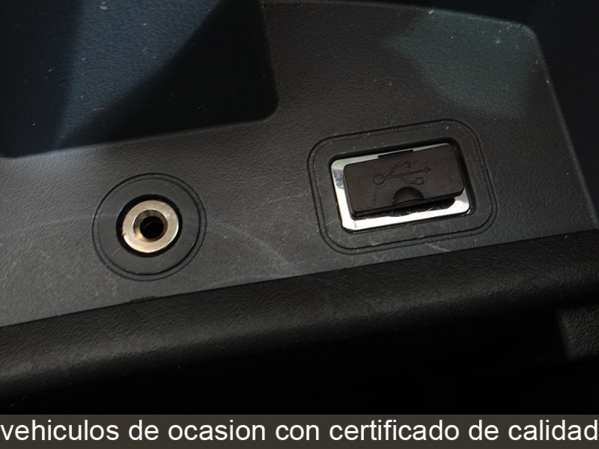 Foto Ford C-Max 32
