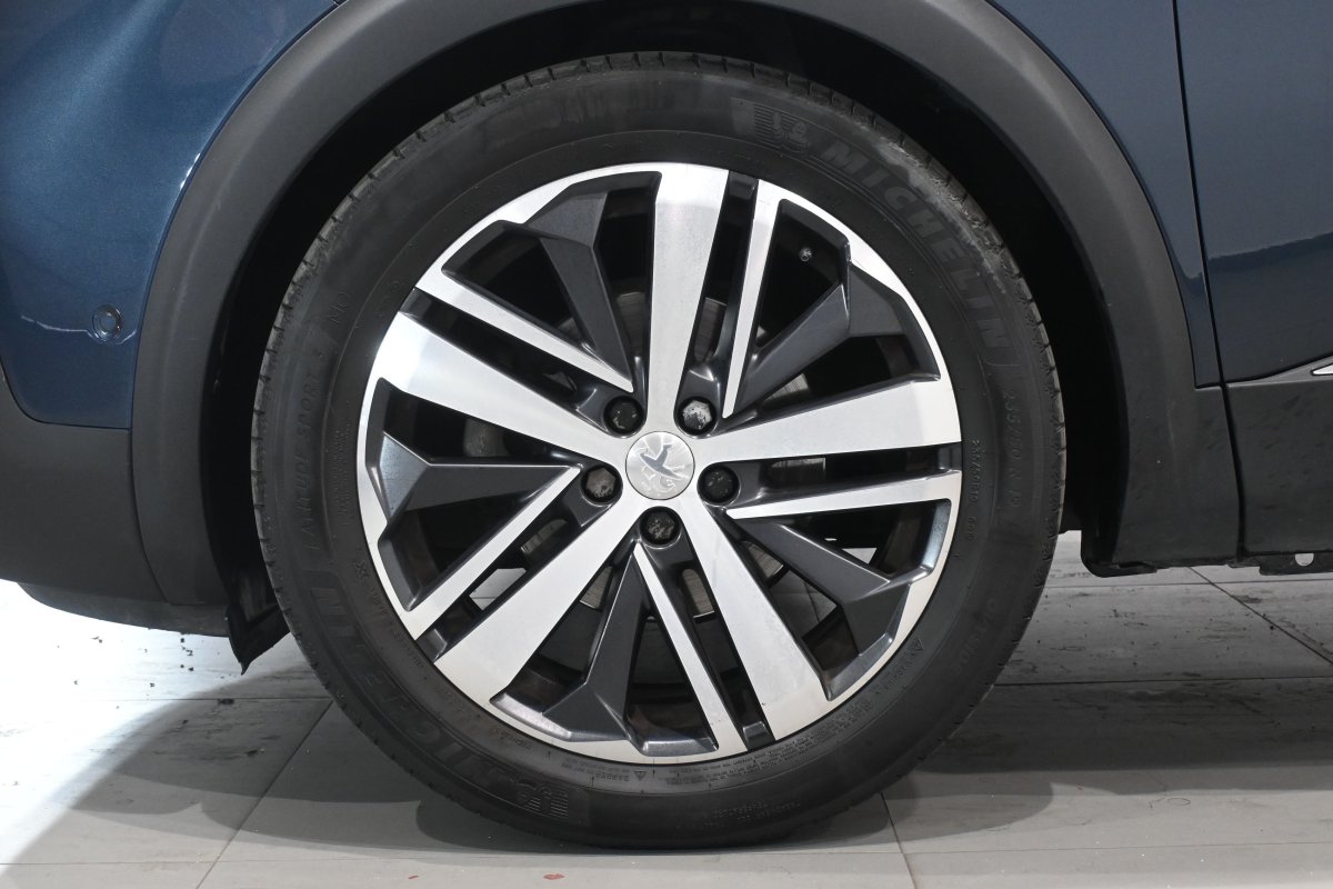 Foto Peugeot 5008 GT 35
