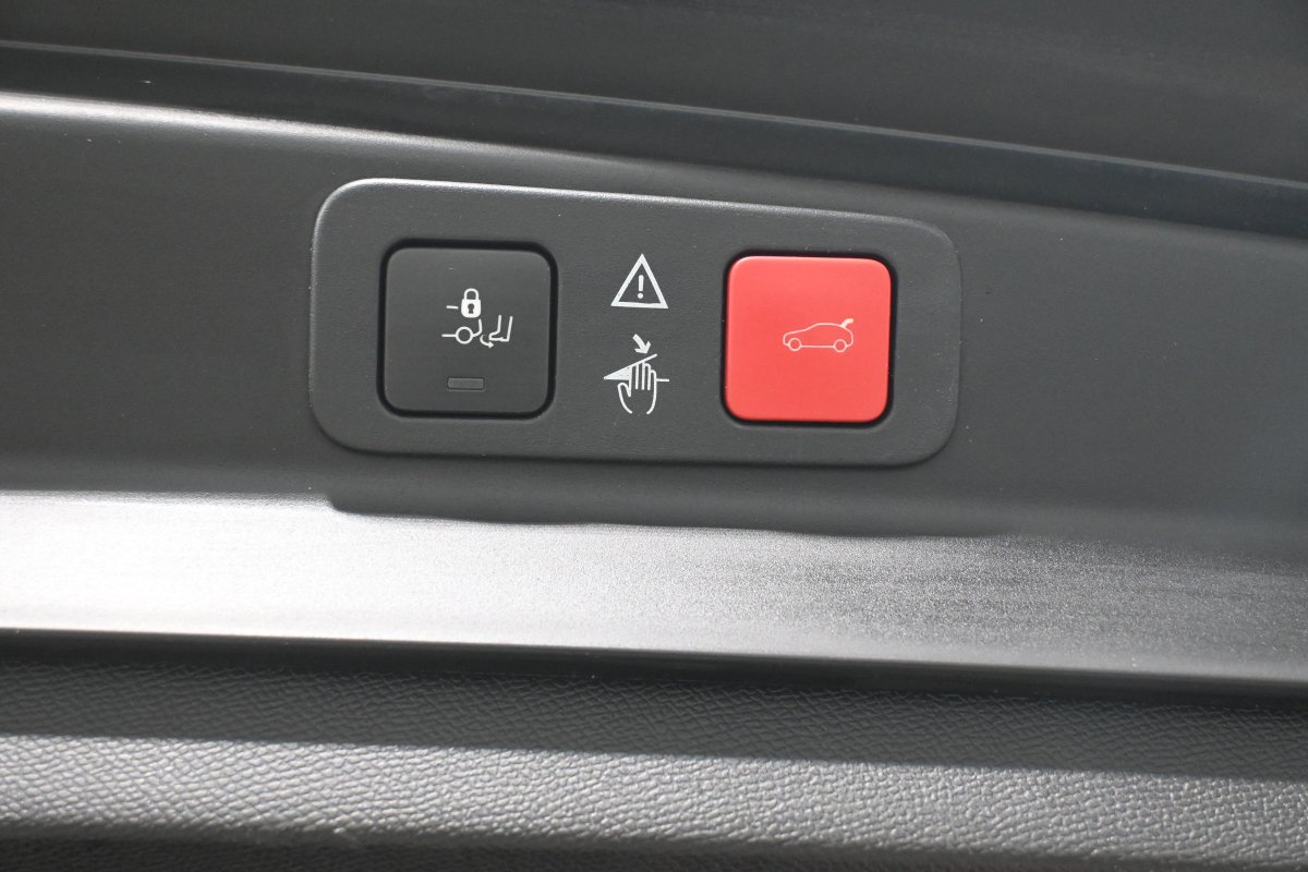 Foto Peugeot 5008 GT 9