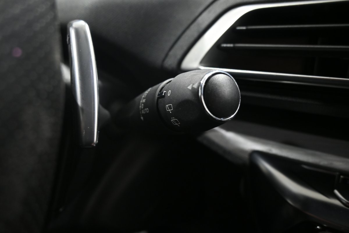 Foto Peugeot 5008 GT 29