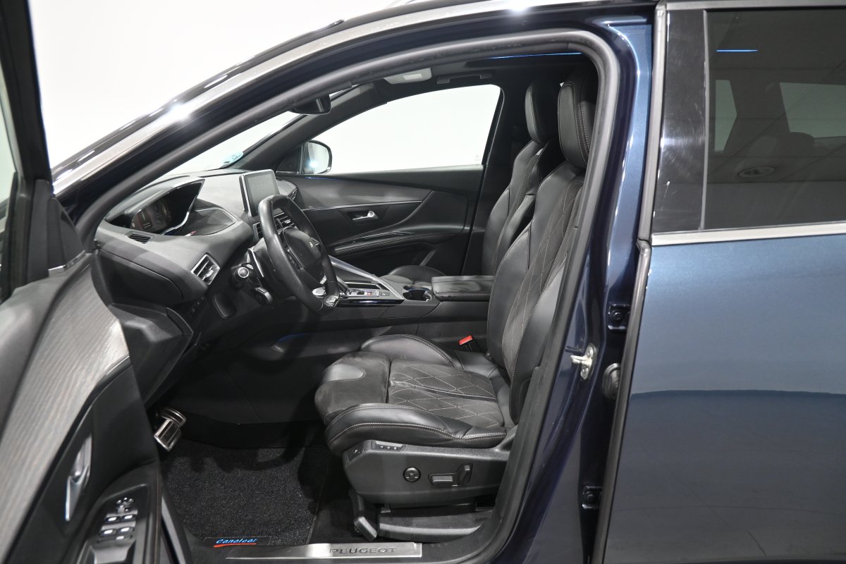 Foto Peugeot 5008 GT 11