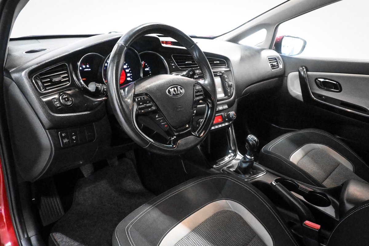 Foto Kia Ceed 10