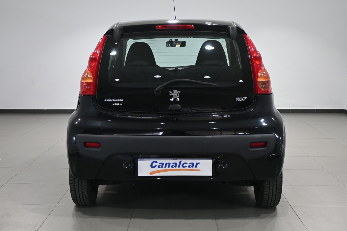 Foto Peugeot 107 4